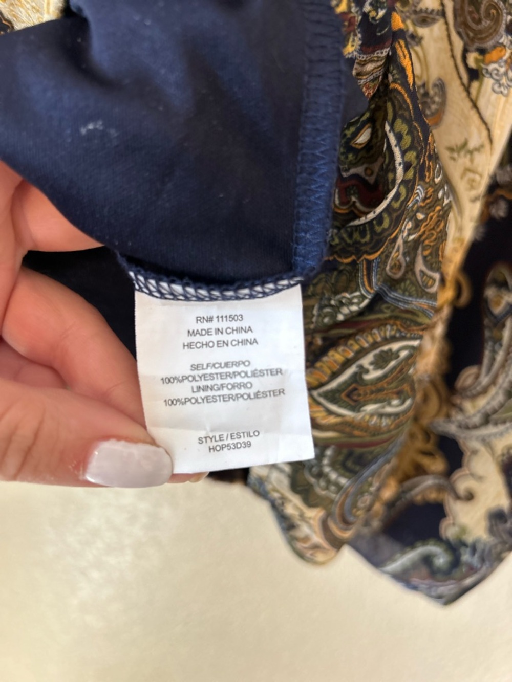 Fig and Flower Loned Sheer Paisley Button-Front Blouse - Navy & Cream Size M - Picture 5 of 8